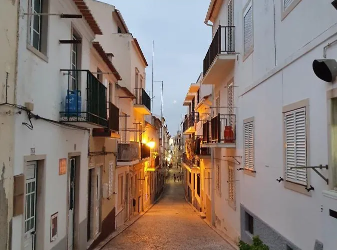 Semesterbostad A Casa Dos Avos