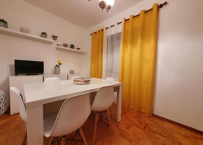 Дом отдыха A Casa Dos Avos *